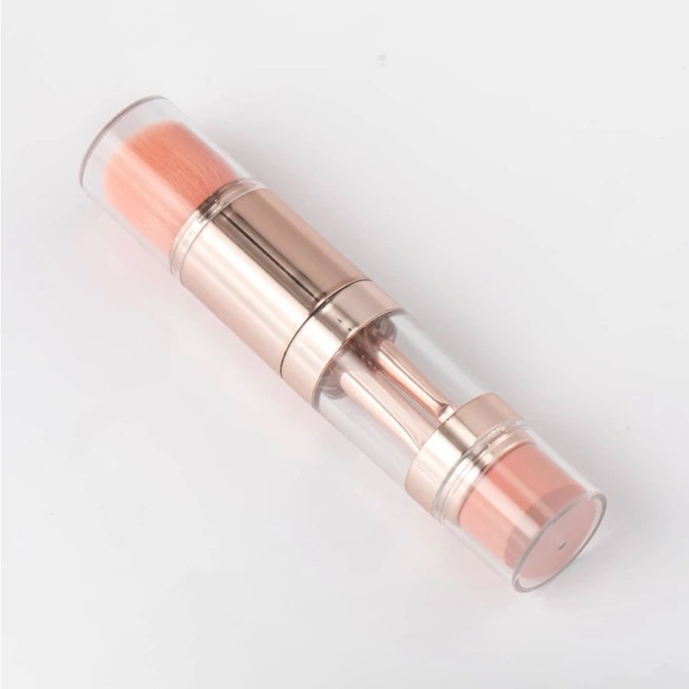 ❗️Only one Left❗️5 in 1 Travel size makeup brushes - Picture 4 of 4